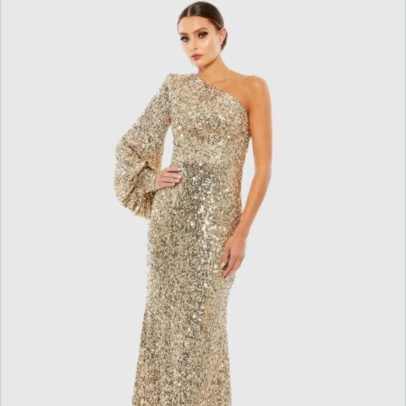 Mac Duggal Dresses & Skirts - Gold Sequined One Shoulder Bishop Sleeve Trumpet Gown Size 4 / Small